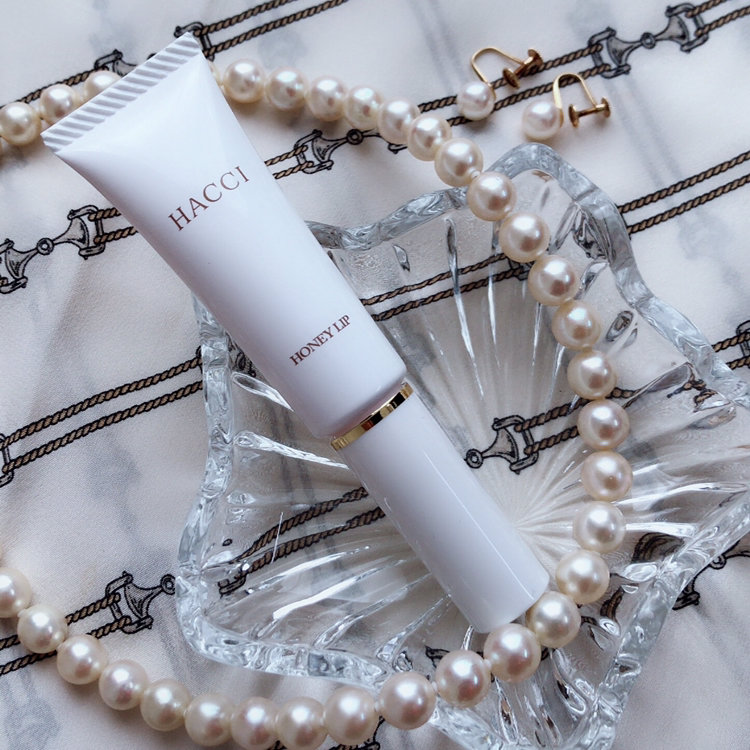 HACCI　ハッチ　ハニーリップ　乾燥　リップクリーム　唇　カサカサ