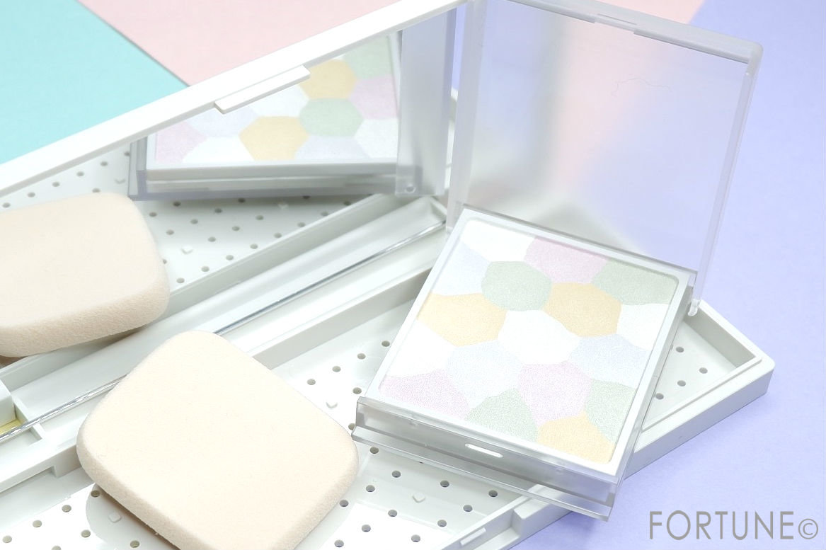 無印良品　ルースパウダープレストタイプ　ルーセントホワイト　メイクパレット