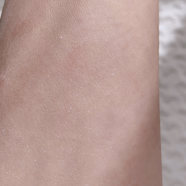 乾燥　皮脂　崩れ　30代　40代　メイク　ルースパウダー　ファンデ　テカり　クリニーク　CLINIQUE　イーブンベターブライトニングルースパウダーC