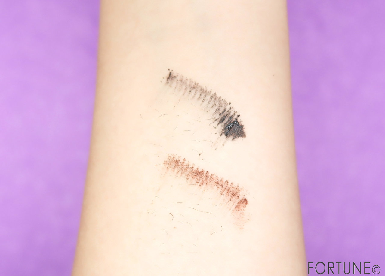 ヒロインメイク マイクロマスカラ アドバンストフィルム　第3のマスカラ　スウォッチ