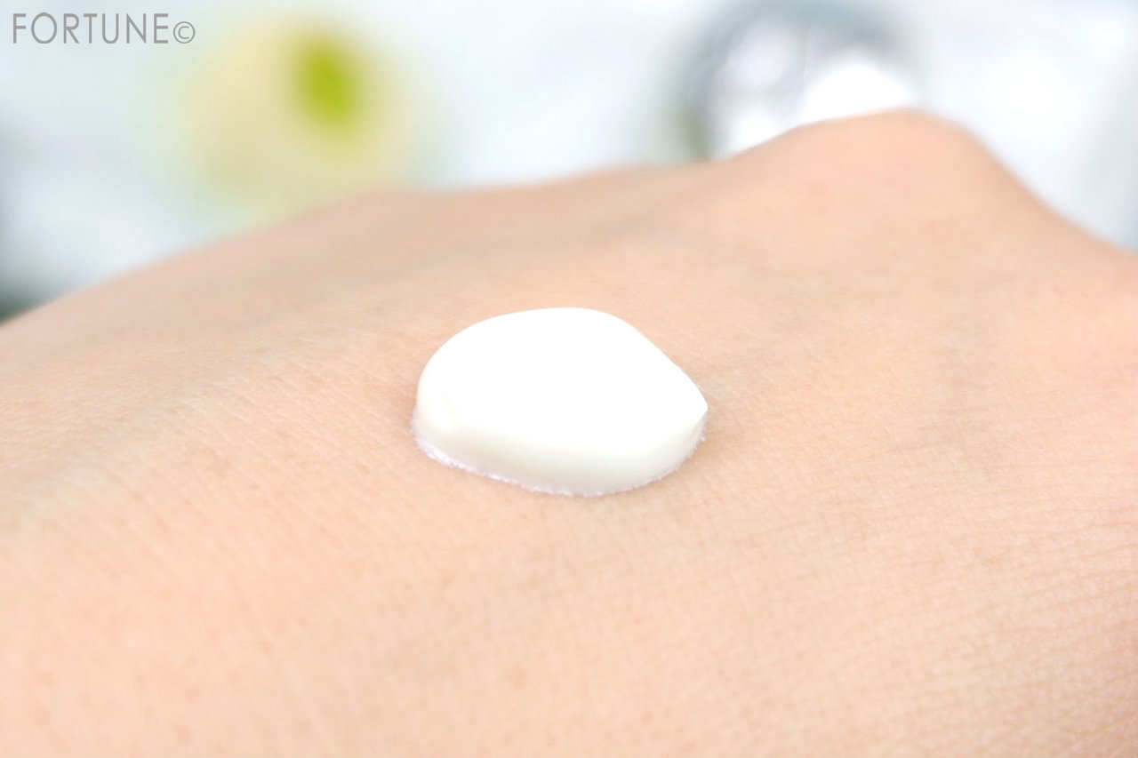 ジルスチュアート リラックス「アクアシフォン プロテクター P」