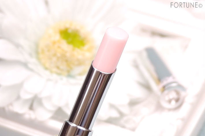 ジルスチュアート「スムージングフラット プライマー」