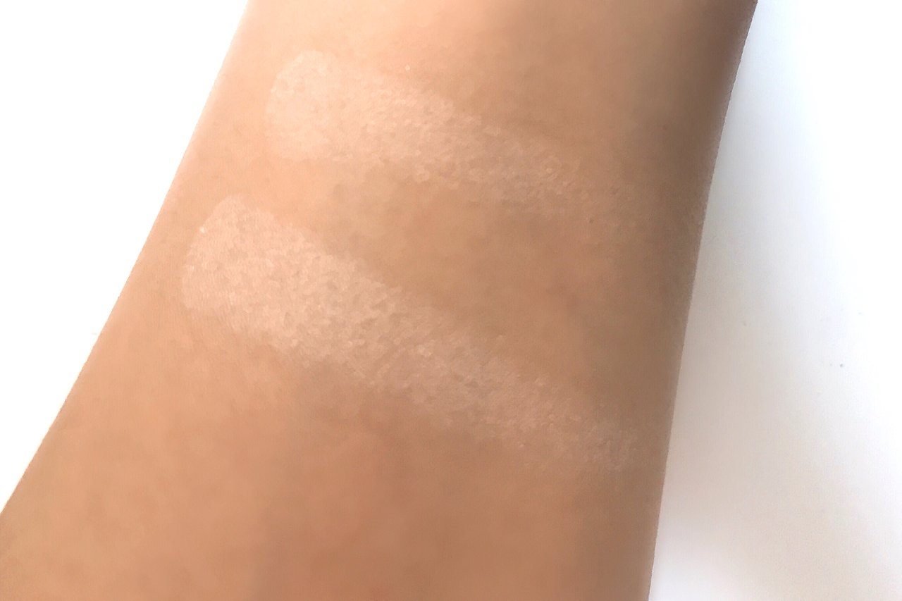 自撮り スウォッチ M·A·C ミネラライズスキンフィニッシュ＃ライトスカペード