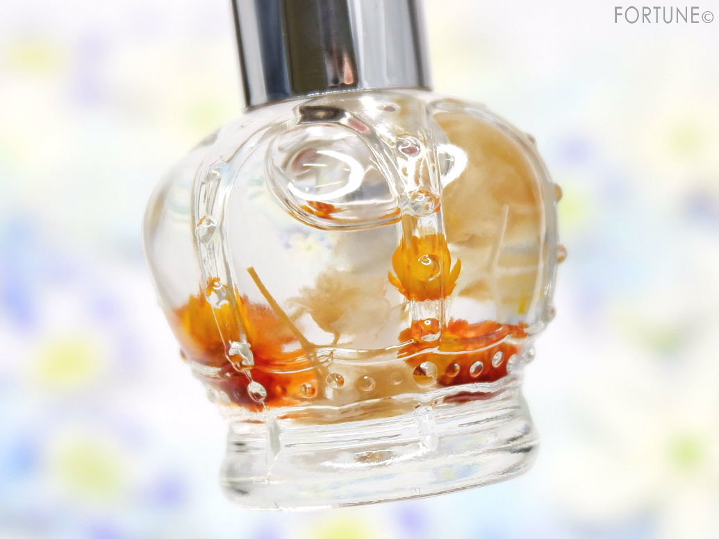 カイリジュメイ　新作　「フラワーネイルオイル」