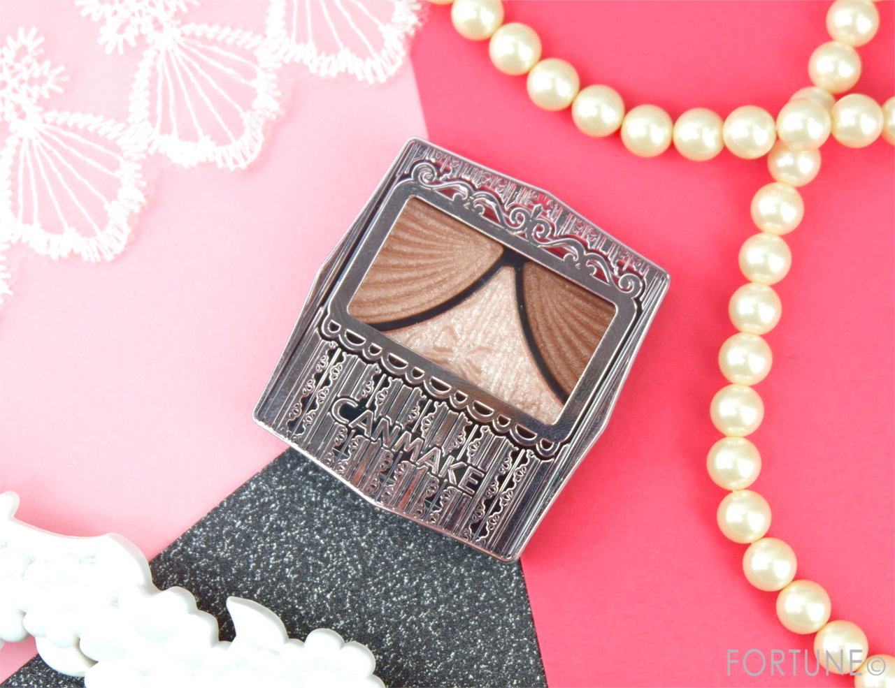 キャンメイク2019新作「ジューシーピュアアイズ」ストロベリーココア