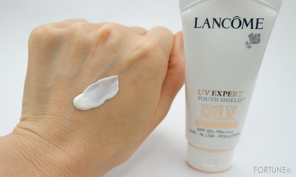 ランコム UV エクスペール トーン アップ ｎのテクスチャー