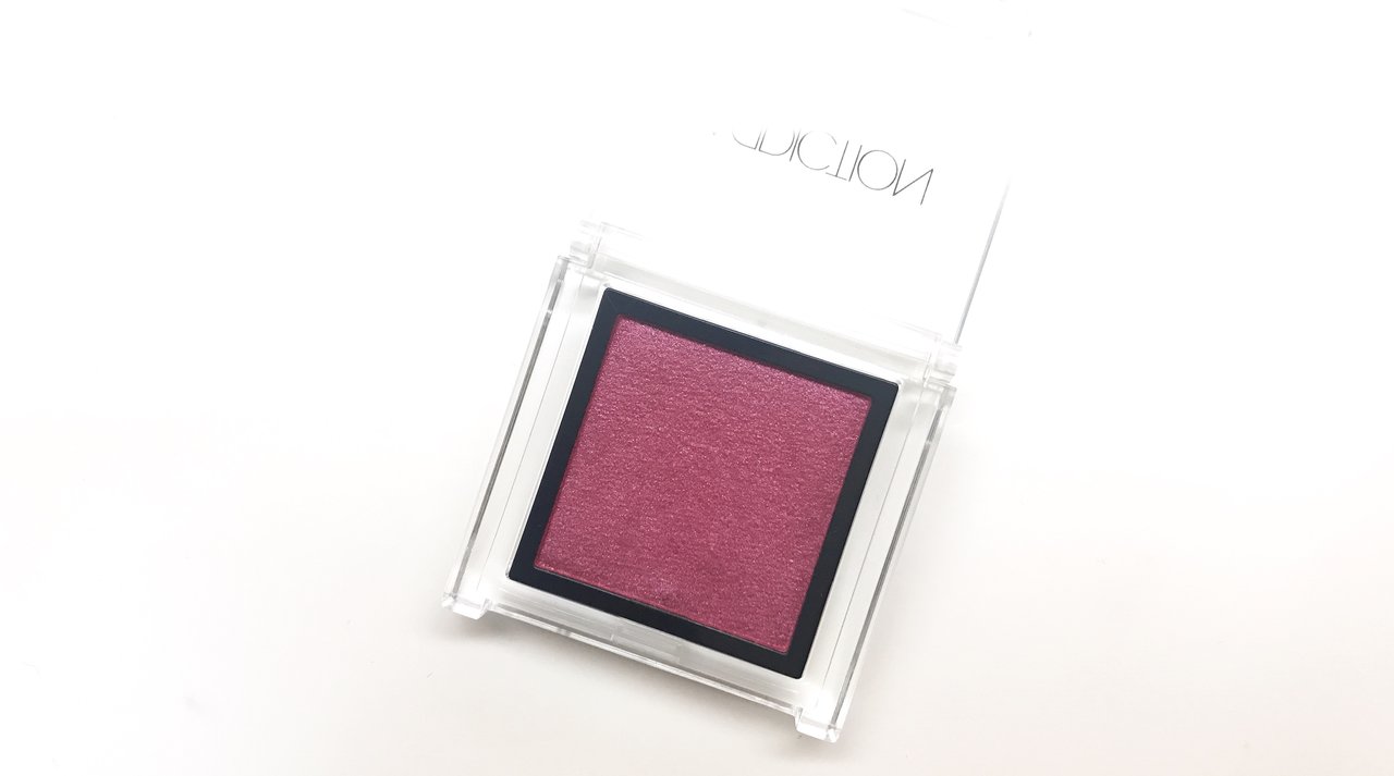 自撮り ADDICTION ザアイシャドウ