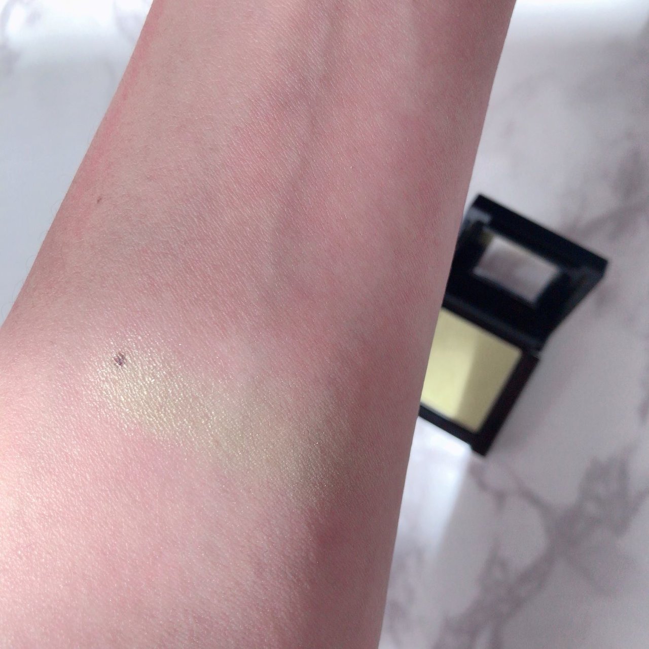 Visee　ヴィセ　AVANT　アヴァン　メイク　メイクカラー　30代　40代　リキッドアイカラー　リップスティック　シングルアイカラー　保湿　リシェ　アイブロウパウダー　KOSE　コーセー　老け　リップカラー　アイシャドー　アイブロウ　