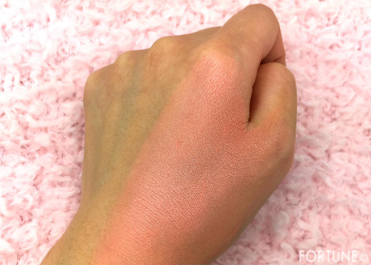 100均コスメ　ダイソー　BKTチーク　 03オレンジ