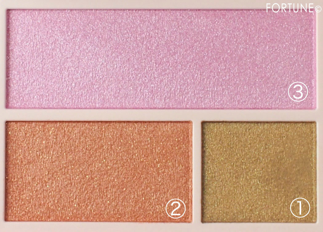 WHOMEE「アイシャドウパレット」オレンジピンク