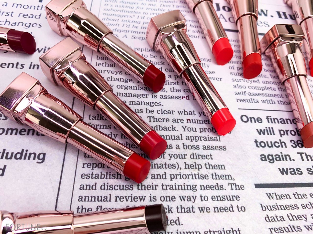 メイベリン2019春新作 シャインコンパルジョン