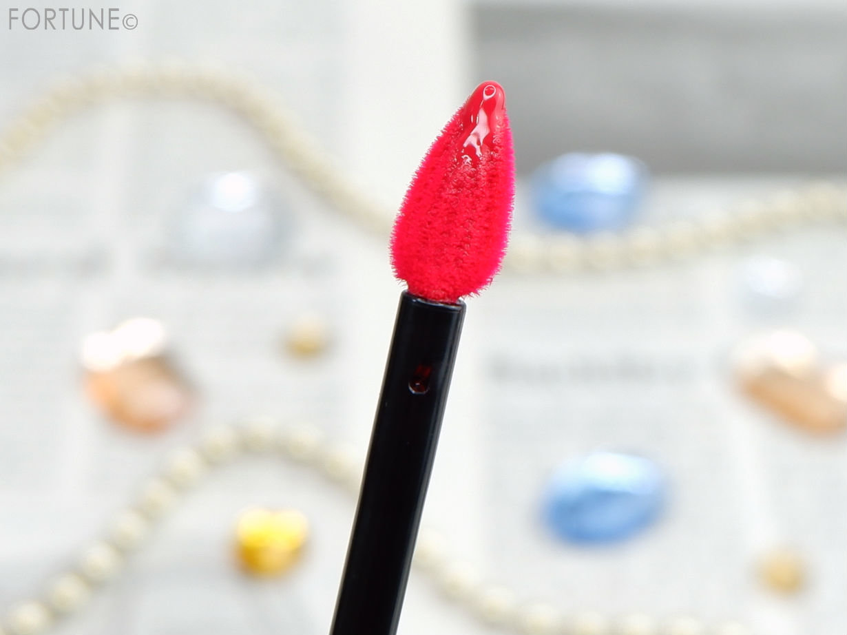 ロレアル パリ　透け感マットリップ「ルージュシグネチャー」全9色