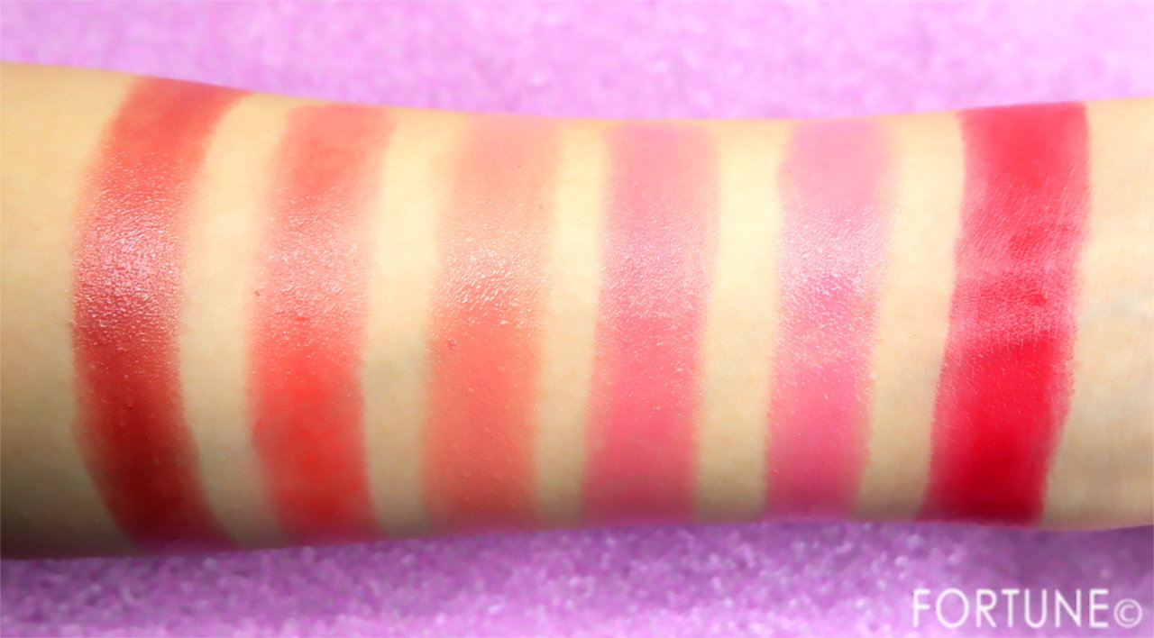 DAISO　ダイソー×ハローキティ　BKTシリーズ　BKTリップスティック　全色スウォッチ