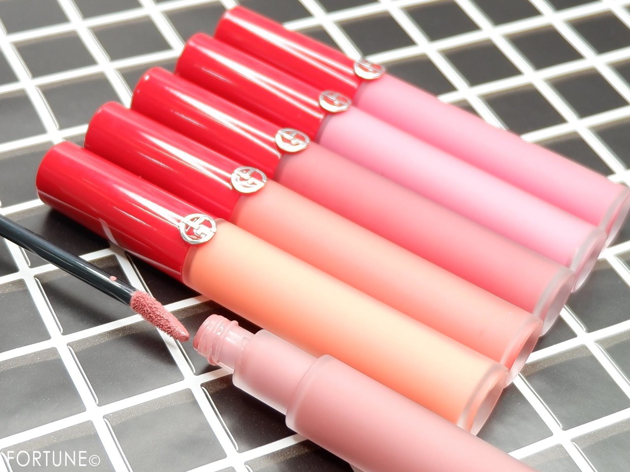 ジョルジオ アルマーニ　リップ フリーズ コレクション　「リップ マエストロ フリーズ」