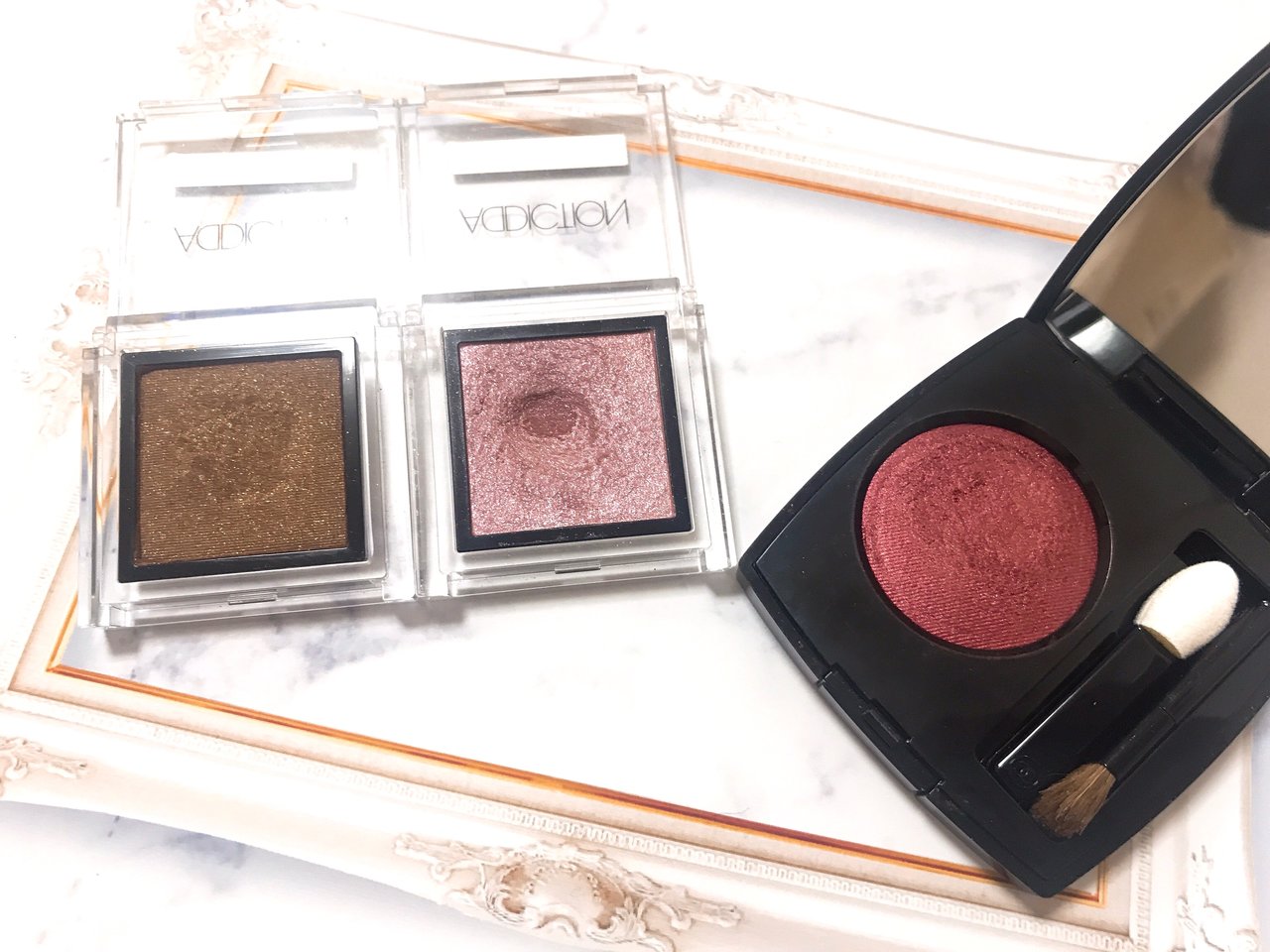 自撮り ADDICTION ザアイシャドウ Dolce Vita、Cry Baby /  CHANEL  オンブルプルミエールプードゥル デゼールルージュ36