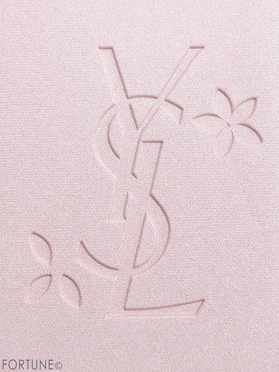 YSL「フェイスパレット モン パリフローラル」