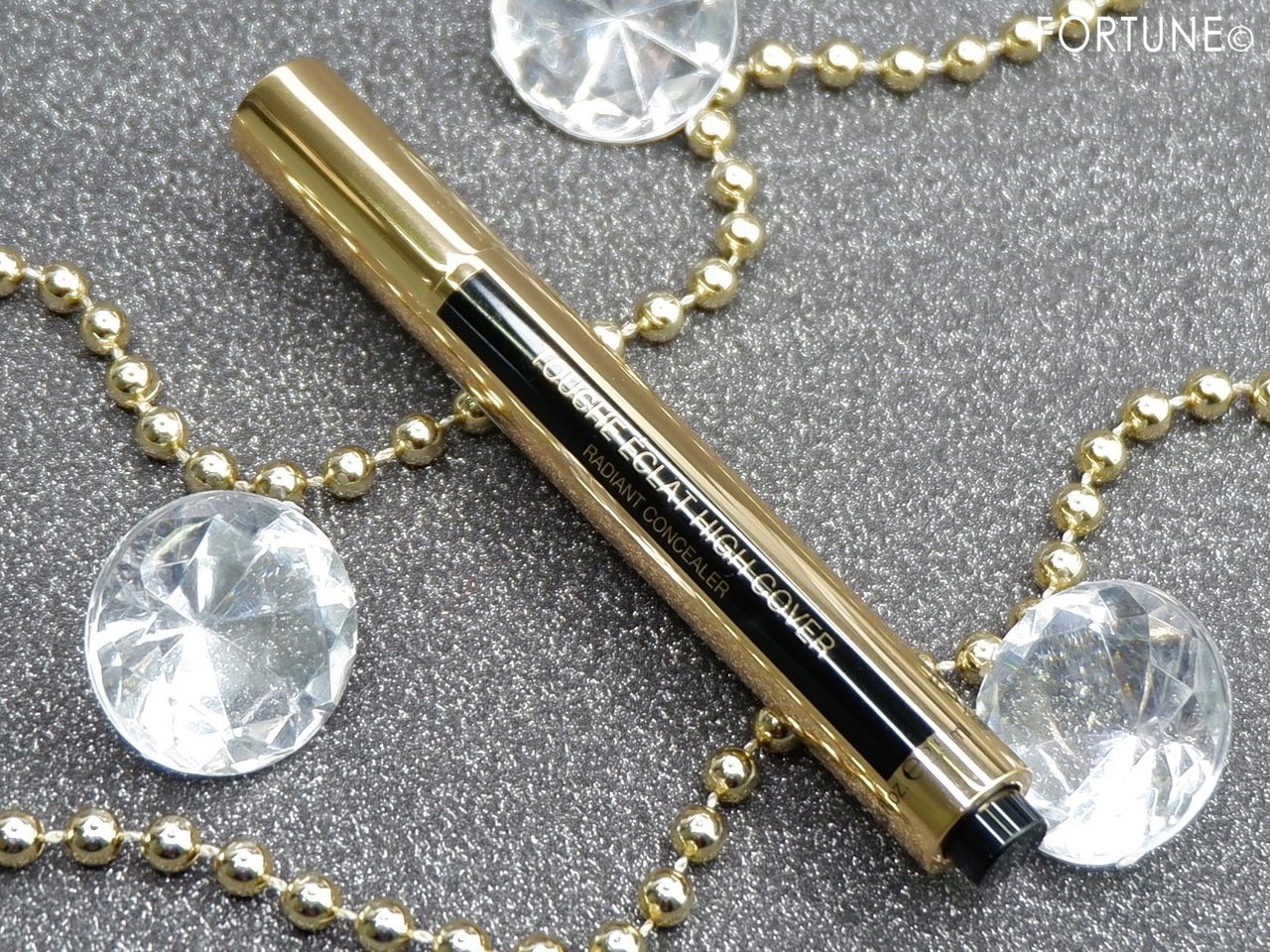 YSL「ラディアント タッチ ハイカバー」