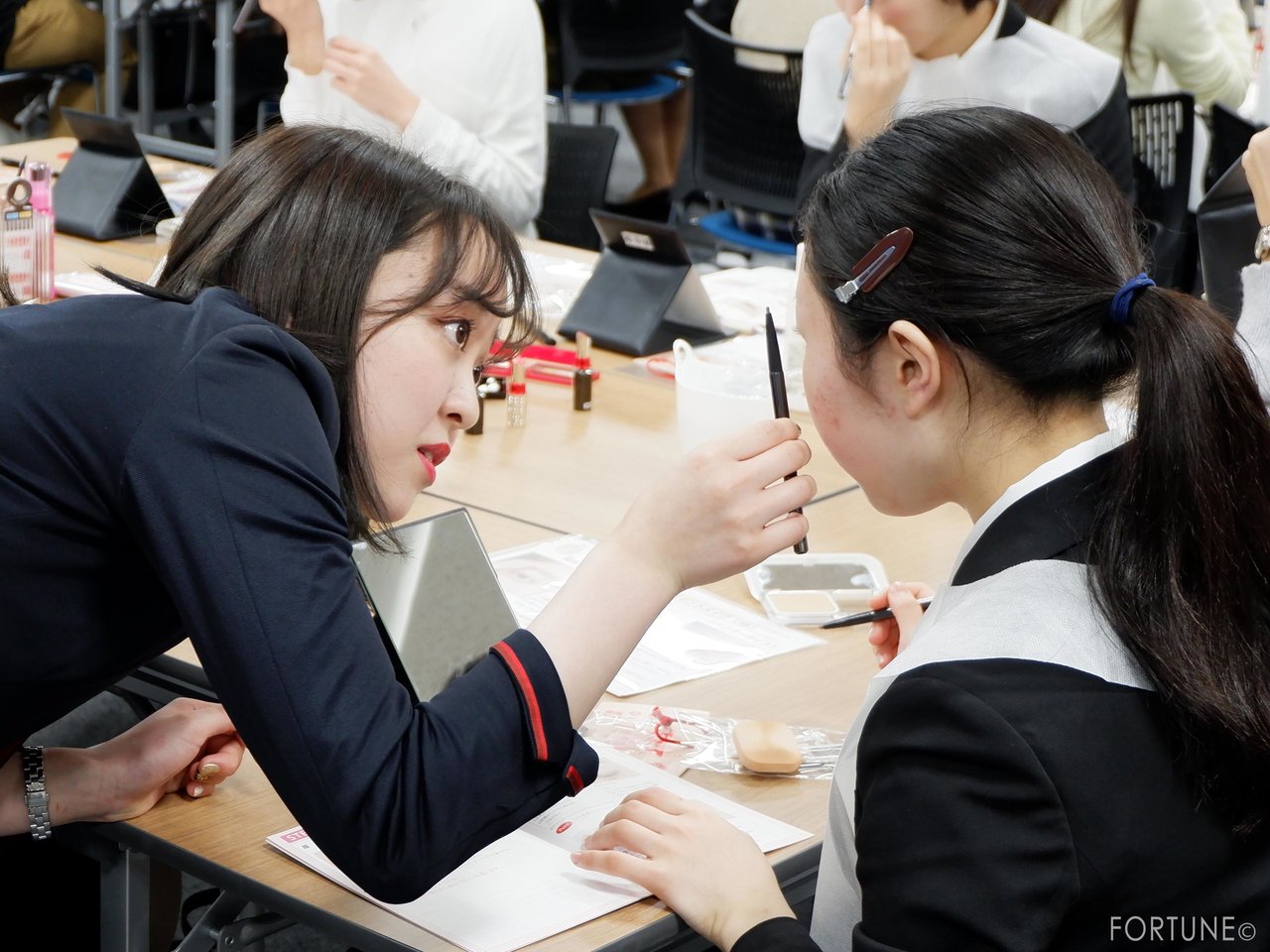資生堂「就活前夜祭」 美容セミナー