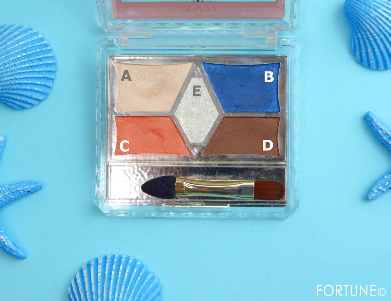 キャンメイク「パーフェクトスタイリストアイズ」15トワイライトビーチ