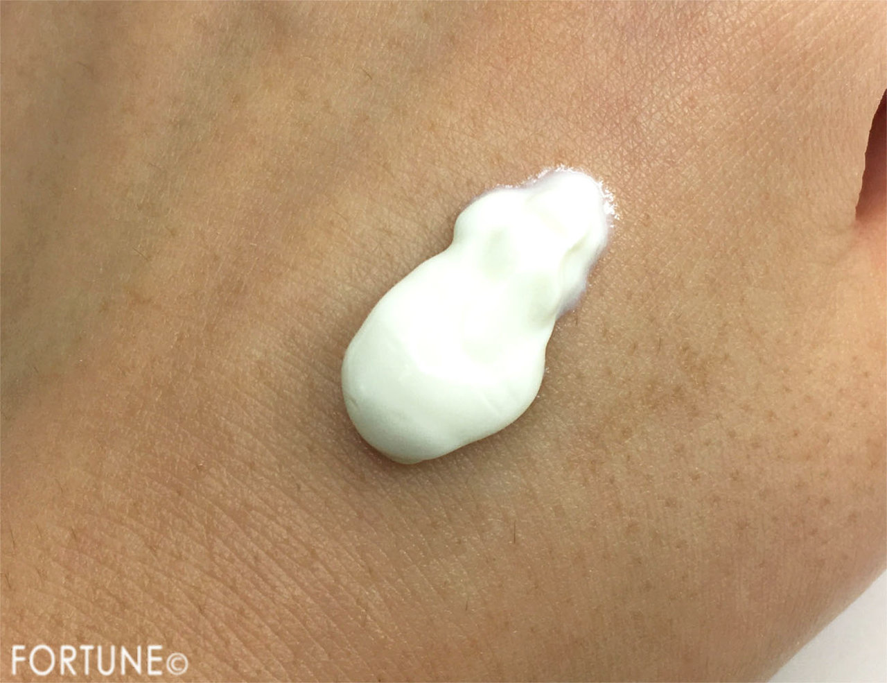 KATE（ケイト）プロテクションエキスパート＜化粧下地＞