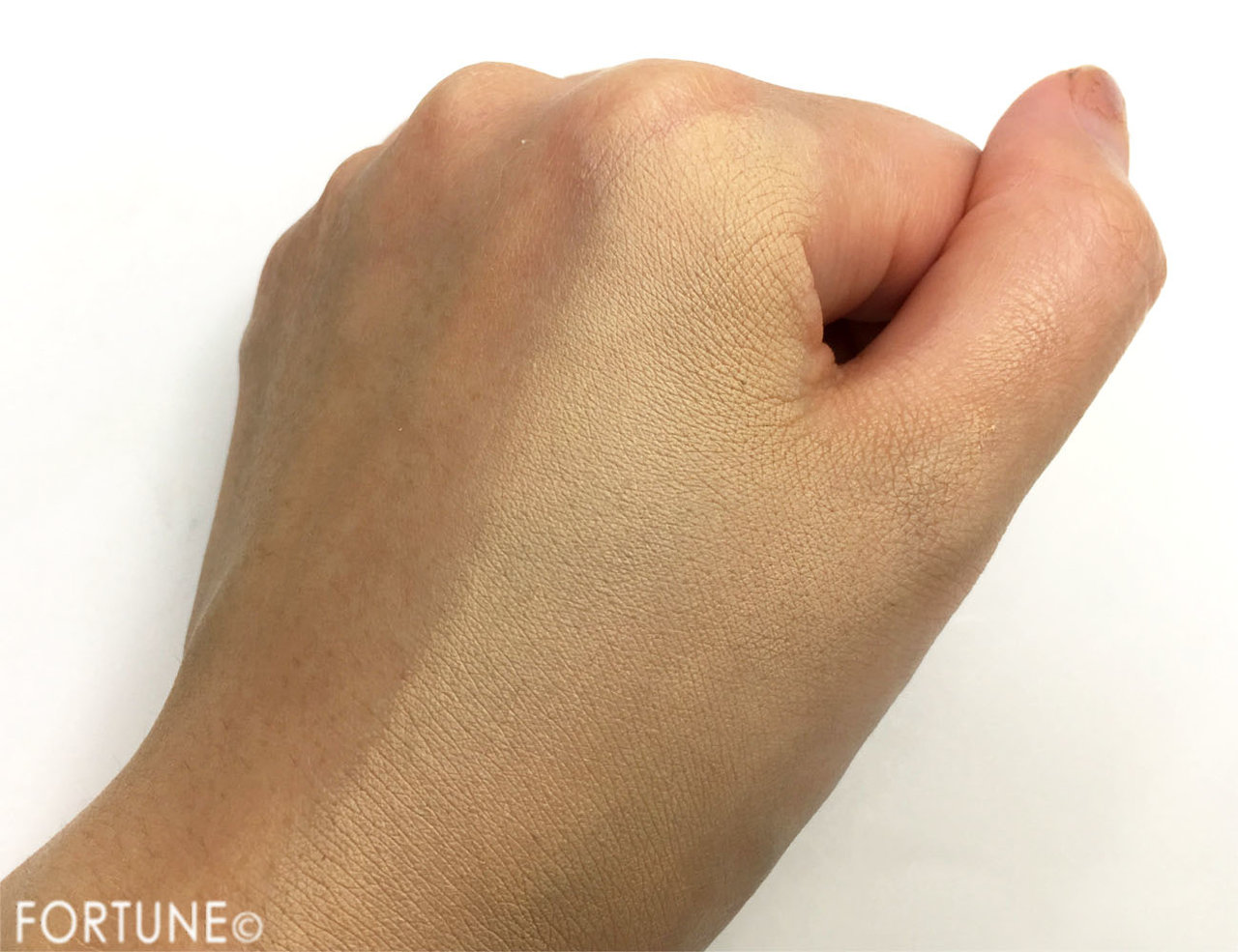 KATE（ケイト）STシリーズ　パーツスマッシュ＜コンシーラー＞　ライトベージュ