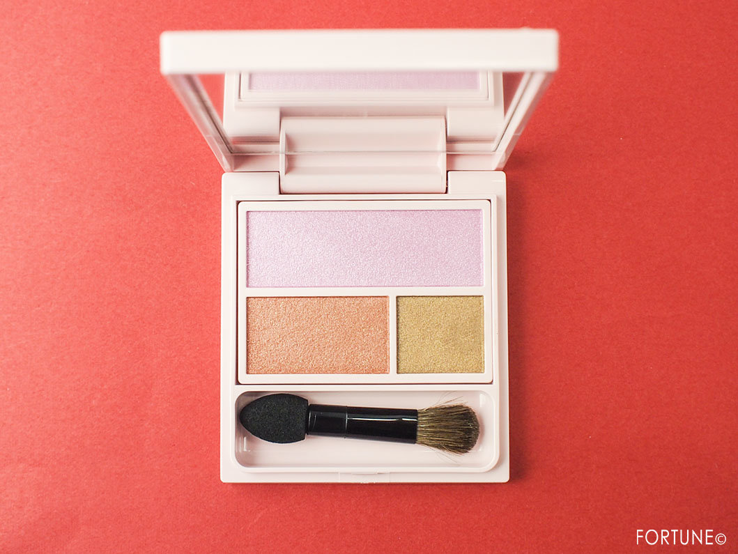 「フーミー アイシャドウパレット」