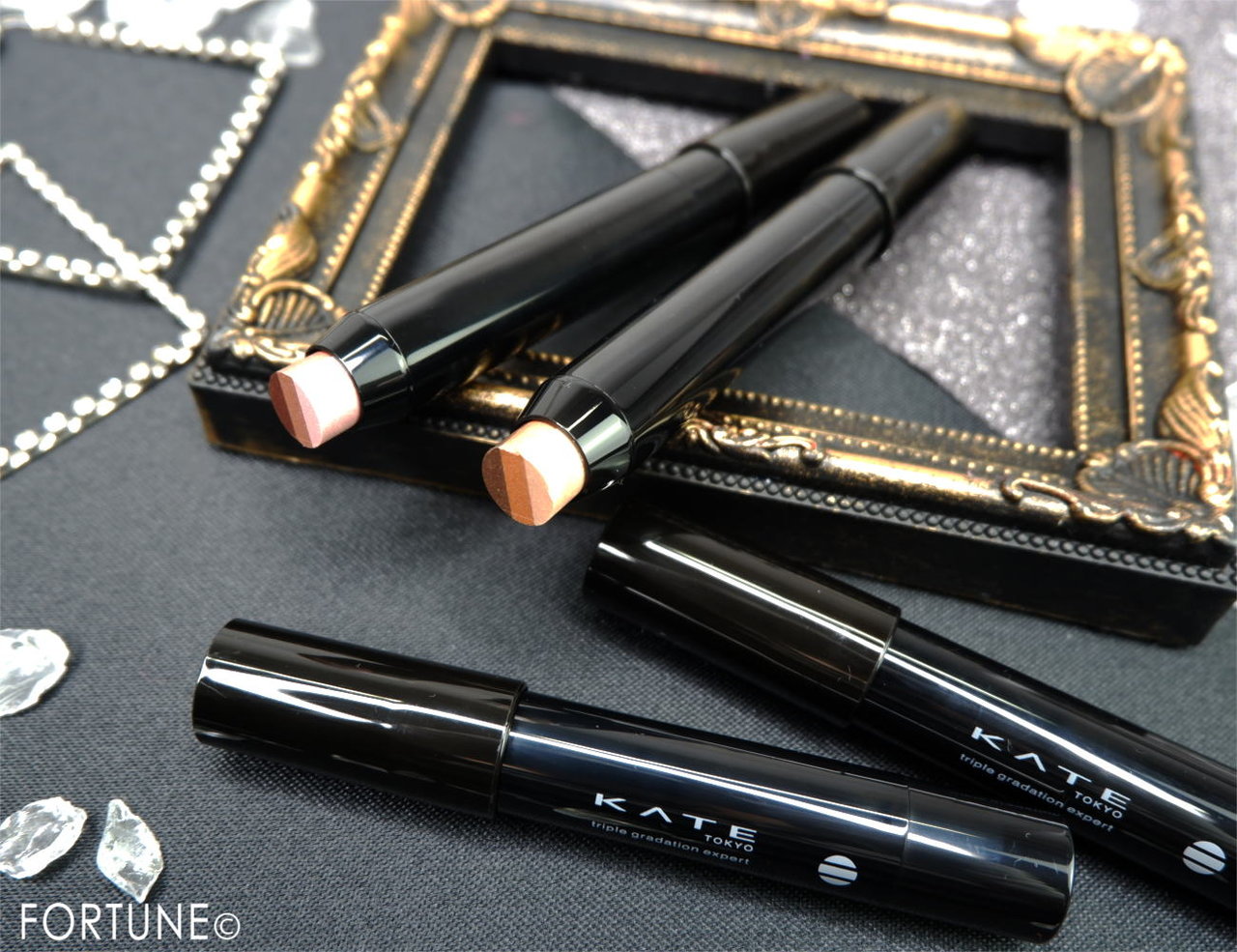 KATE（ケイト）2019夏新作コスメ♡アイシャドウ「トリプルグラデエキスパート」