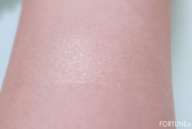 「クラブ エアリータッチ デイエッセンス UV」使用感