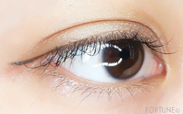 「ルナソル メタリックライナー」限定5色　EX04 Viridian Green