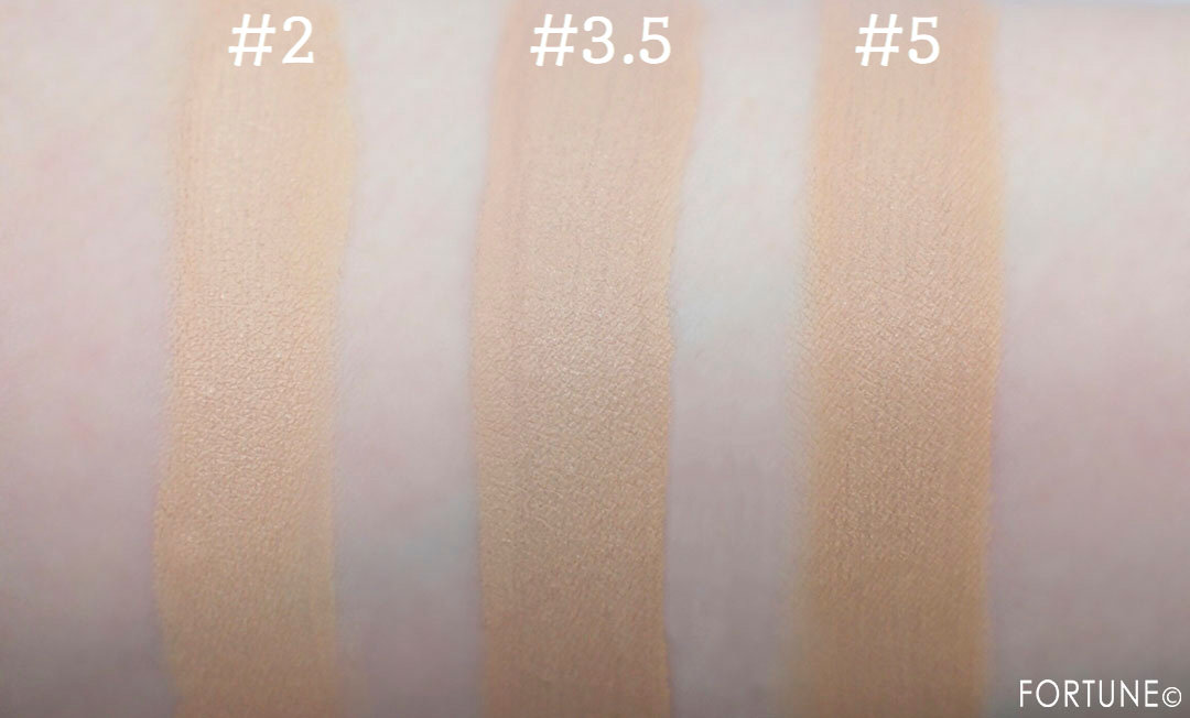 アルマーニ「パワーファブリックコンシーラー」スウォッチ