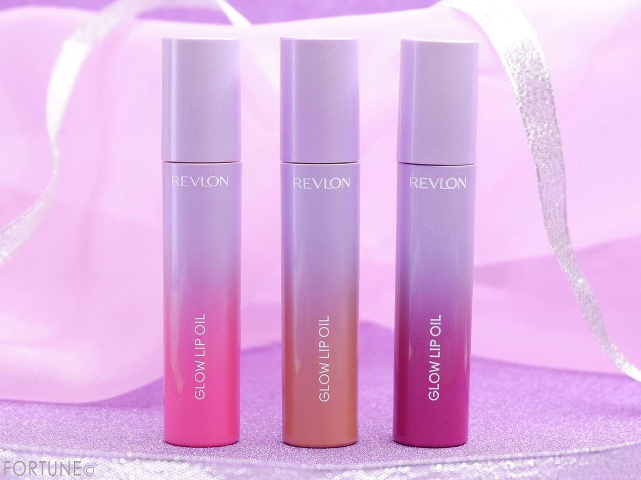 REVLON（レブロン）　『レブロン クリスタル オーラ』コレクション　「レブロン グロウ リップ オイル」
