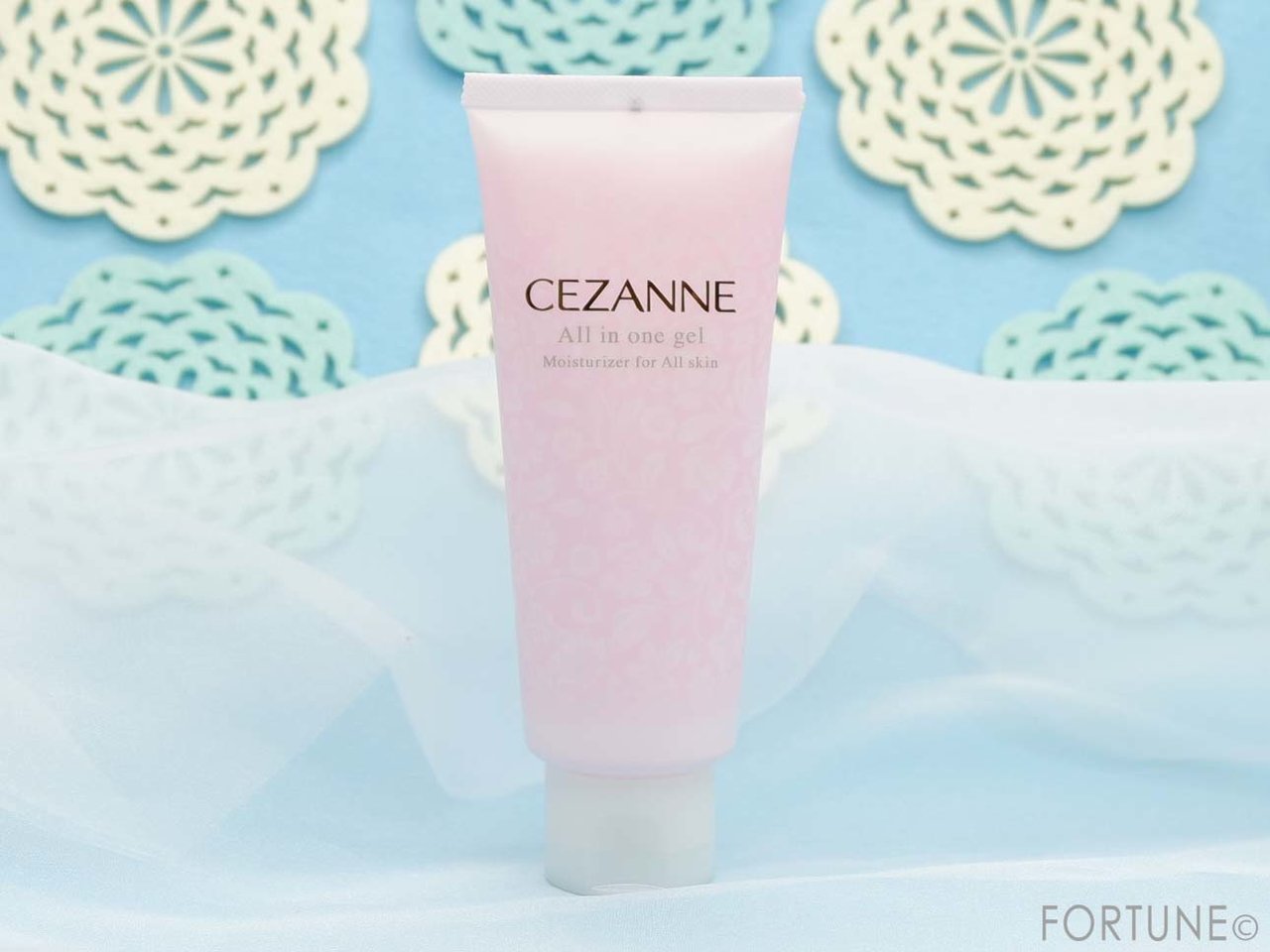 セザンヌ「うるおいオールインワンジェル」
