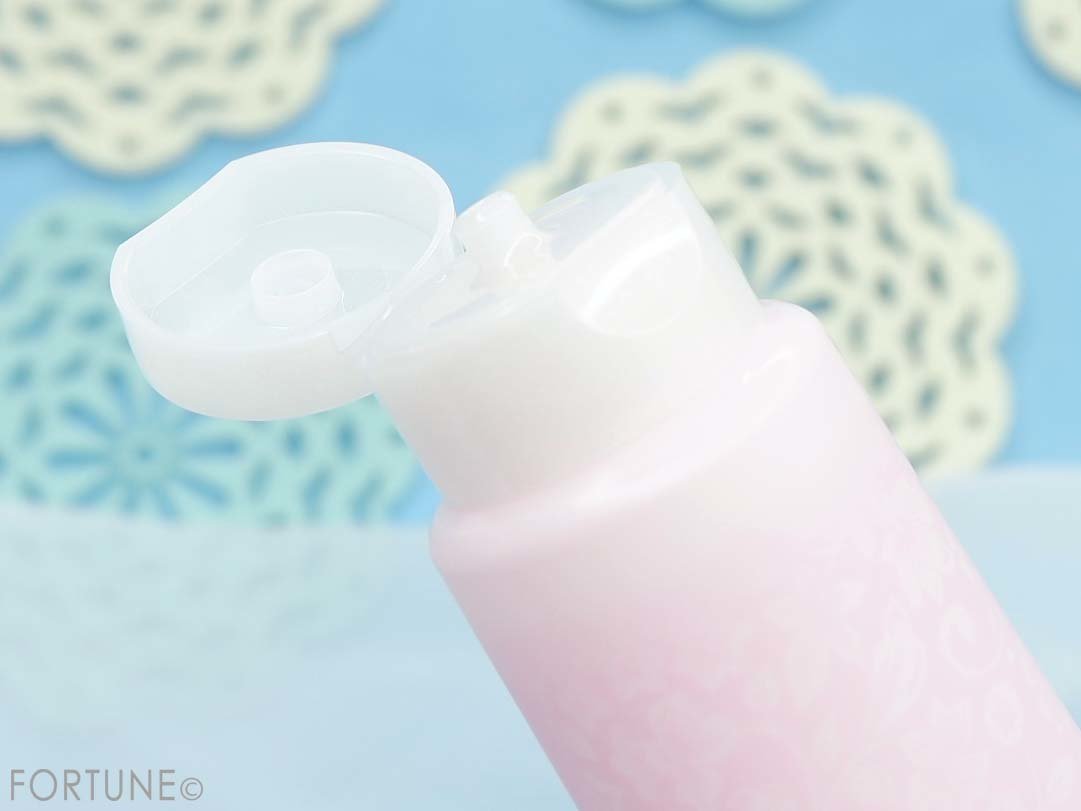 セザンヌ「うるおいオールインワンジェル」