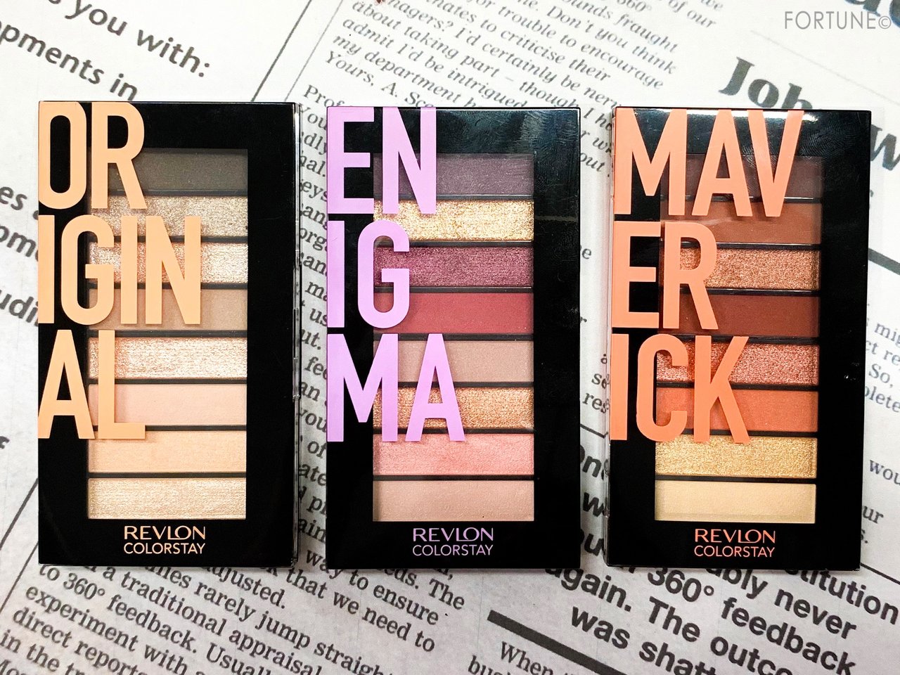 REVLON（レブロン）2019夏新作コスメ「レブロン カラーステイ ルックス ブック パレット」