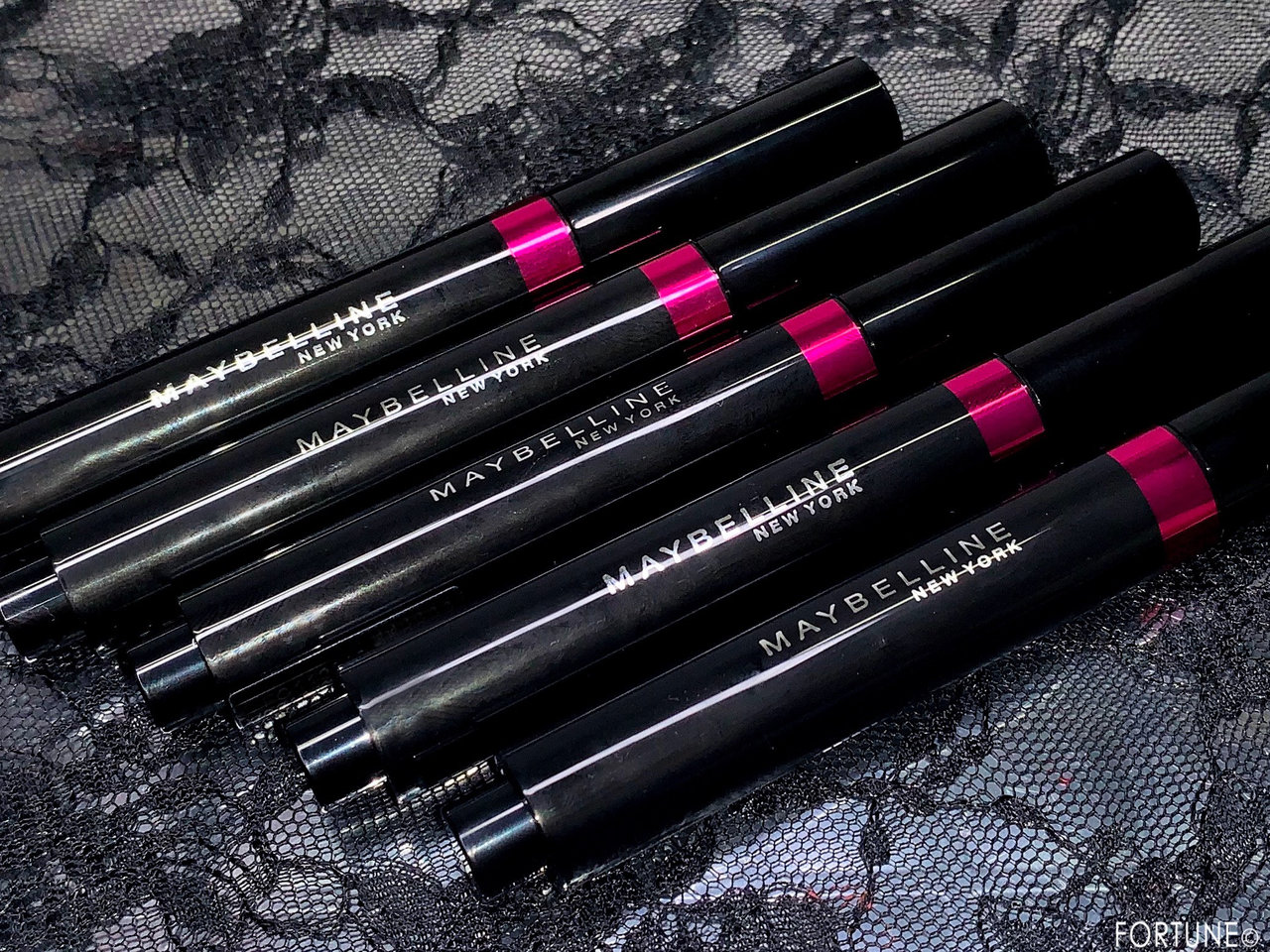 2019夏新作 プチプラコスメ メイベリン シャインコンパルジョン ラッカーペン