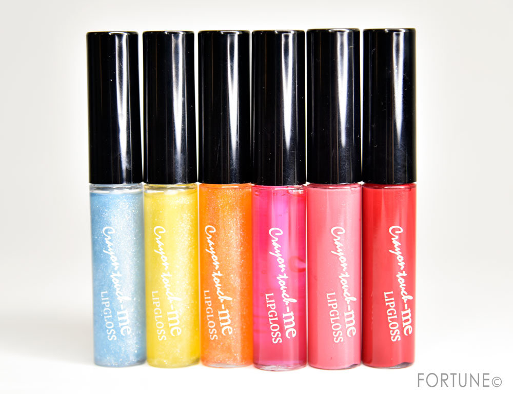 画像：《100均コスメ》キャンドゥ クレヨンタッチミー「リップグロス」