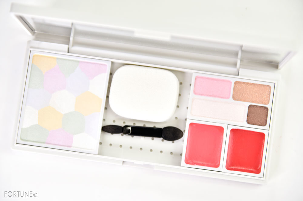 無印良品　メイクパレット