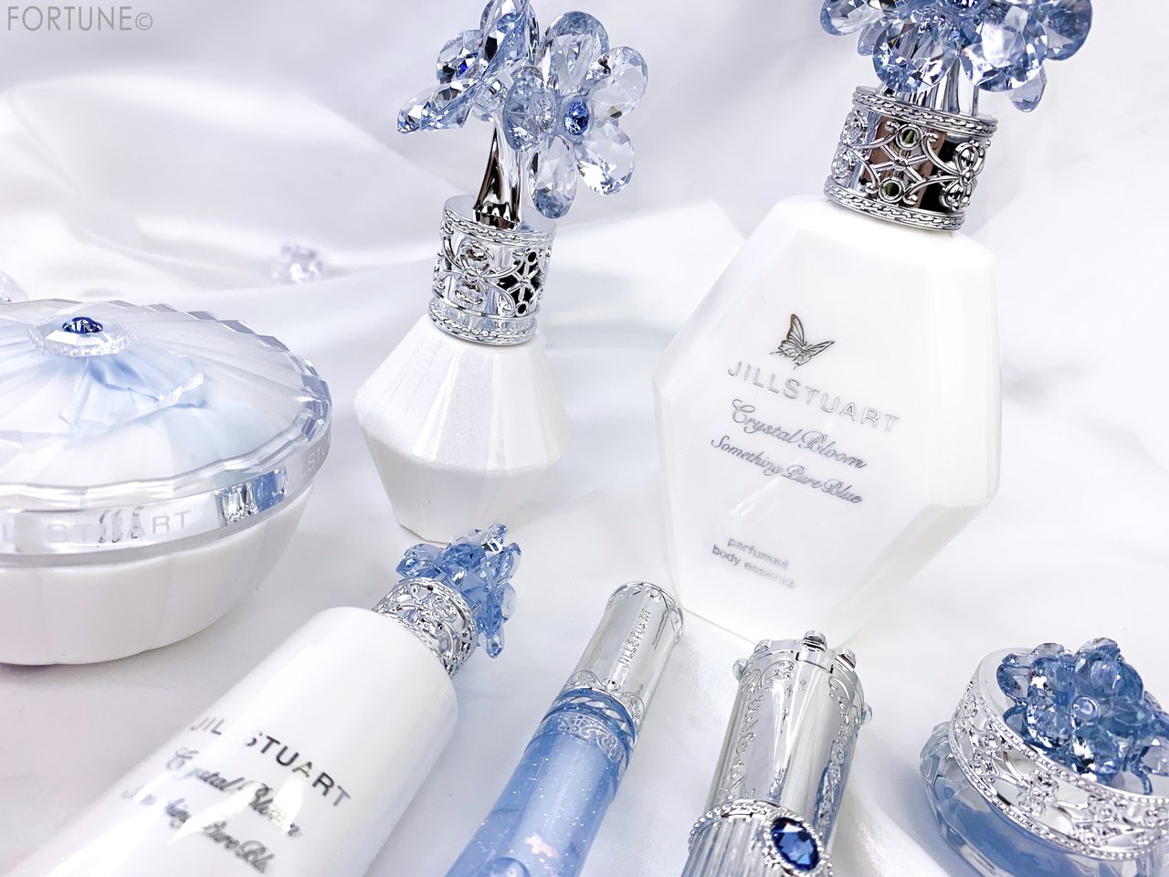 ジルスチュアート 2019夏新作コスメ サムシングピュアブルー