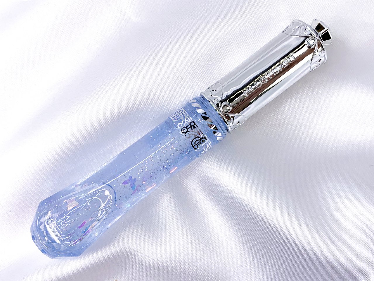 ジルスチュアート サムシングピュアブルー シマリング リップエッセンス