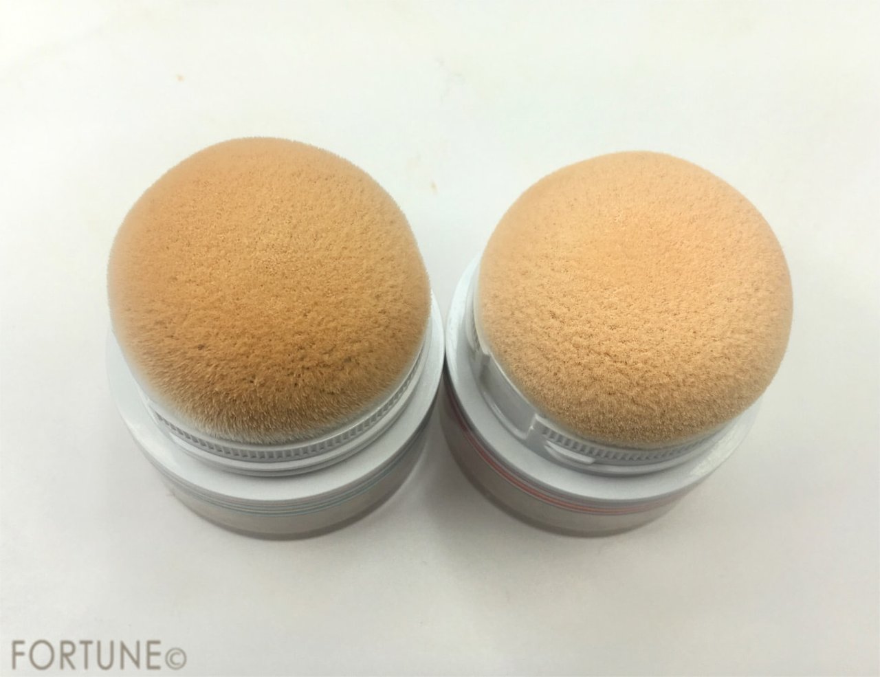 カネボウ化粧品　コフレドール「タッピングライトファンデーション」色味