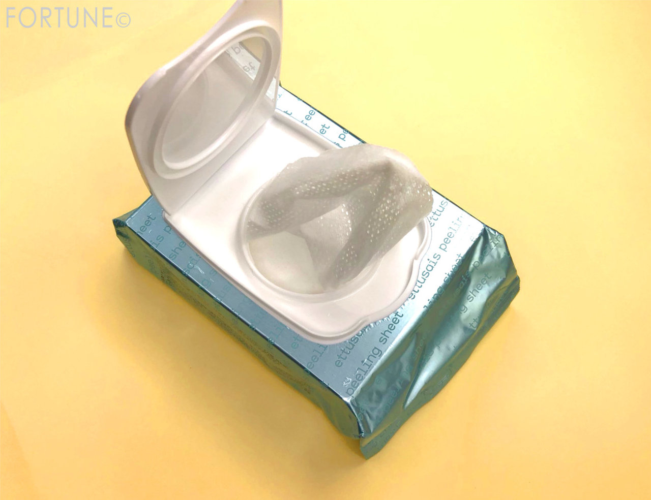 エテュセ(ettusais) 新作「ふきとりピーリングシート オイルブロック」4月18日発売