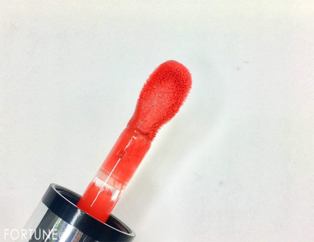 REVLON（レブロン）「レブロン フォトレディ チーク フラッシング ティント」スパチュラ