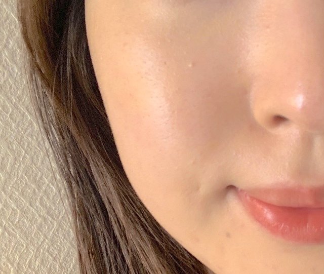 フローレス ルミエール ラディアンス パーフェクティング ファンデーション　使用感