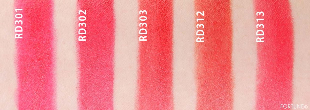 エチュードハウス「ベターリップトーク ベルベット」レッド系　スウォッチ