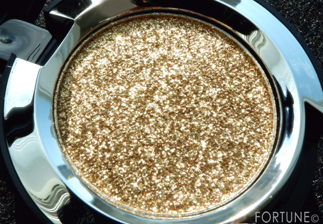 画像「M·A·C GET BLAZED　マック　2019夏新作　シャイニー プリティ シャドウ　限定色」