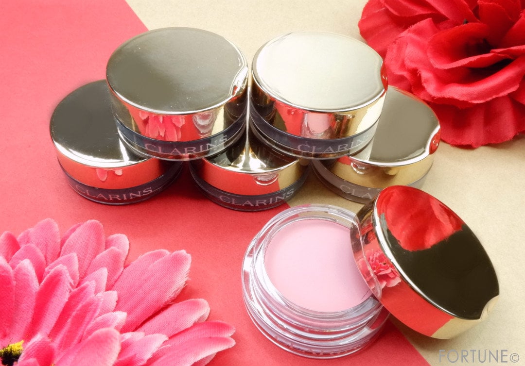 画像：クラランス 2019夏新作 Open Your Eyes Wide.　モノアイシャドウ V 　モノアイシャドウ S