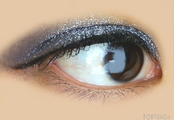 画像：クラランス 2019夏新作 Open Your Eyes Wide.　アイライナーペンシル WP　使用感