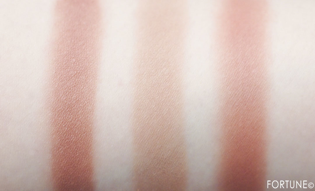 (画像)「プレスド アイシャドー M」スウォッチ