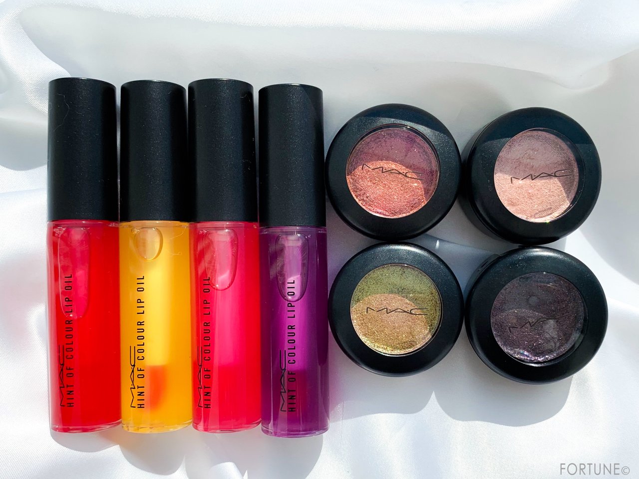 画像：M·A·C×ももいろクローバーZ【HINT OF COLOUR #MACXMCZ】ヒント オブ カラー リップオイル／ダズルシャドウ