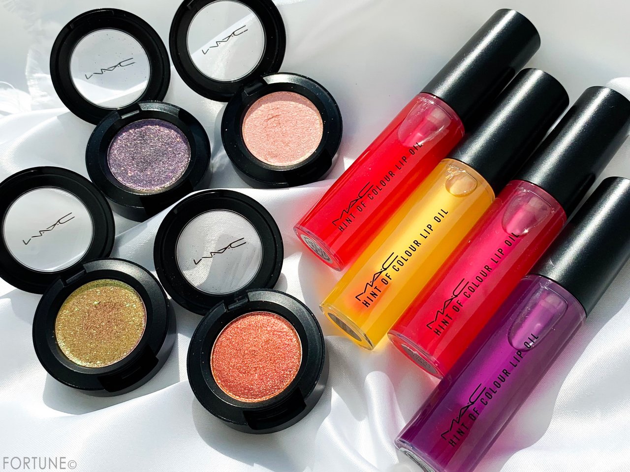 画像：M·A·C×ももいろクローバーZ【HINT OF COLOUR #MACXMCZ】ヒント オブ カラー リップオイル／ダズルシャドウ